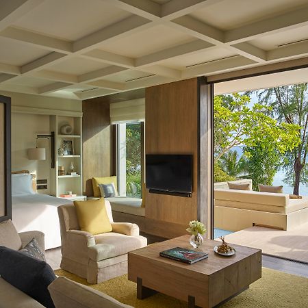 Hotel Rosewood Phuket à Patong Extérieur photo